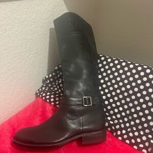 Super cute Vince Camino uneorn n so soft leather